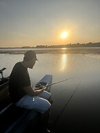 Saffron Lake Yala