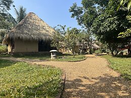 Saffron Lake Yala