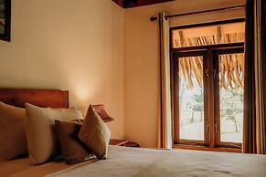 Saffron Lake Yala