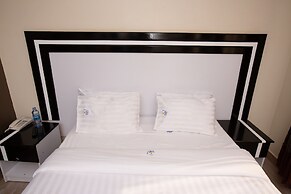 TRISEK HOTEL