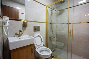 Sayina Hotel