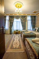 Sayina Hotel