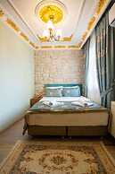 Sayina Hotel