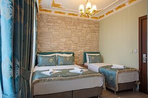 Sayina Hotel