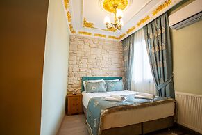 Sayina Hotel