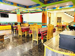 Hotel Khayul