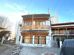 Hotel Khayul
