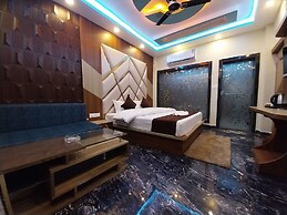 The Pelican Beach Resort Mandarmoni