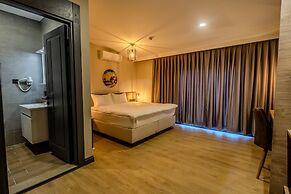 Leliko Suites