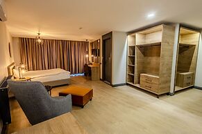 Leliko Suites