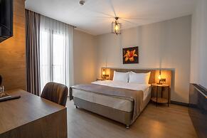 Leliko Suites