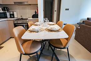 SuperHost - Downtown Gem: 1BR Apartment at Act One l Act Two