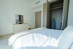 SuperHost - Downtown Gem: 1BR Apartment at Act One l Act Two