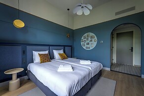 SEPHS Hotel
