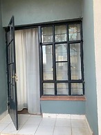 Lux Suites Rio-vista Studio Apartments