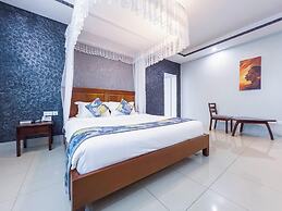 KRM Hotel - Caran