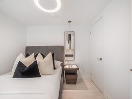 The Yorkville Suites