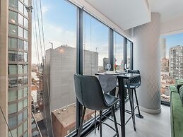 The Yorkville Suites