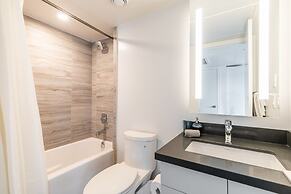 The Yorkville Suites