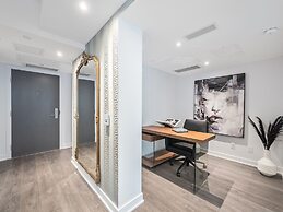 The Yorkville Suites