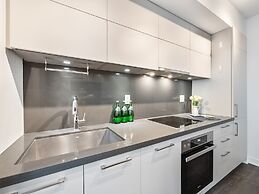 The Yorkville Suites