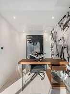 The Yorkville Suites