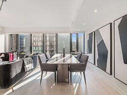 The Yorkville Suites
