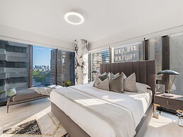 The Yorkville Suites
