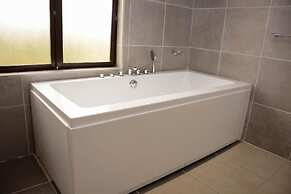 Lux Suites Westlands Penthouse