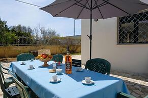 Villa Scianuli 250 meters from the sea