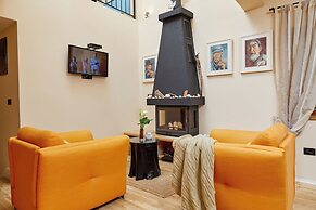 Beachfront Villa Adria
