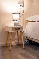 FLORENCE ROOMS NOVELLA