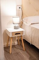 FLORENCE ROOMS NOVELLA