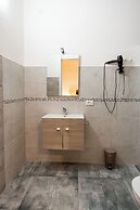 FLORENCE ROOMS NOVELLA