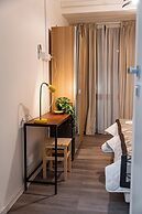 FLORENCE ROOMS NOVELLA