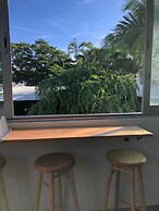 surf n roll house
