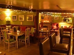 Castle Arms Inn