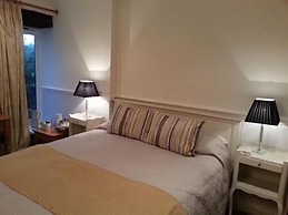 Castle Arms Inn