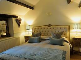 Castle Arms Inn