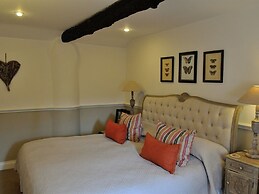 Castle Arms Inn