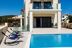 Villa Noboa Sea View Spacious And Cozy 5bd