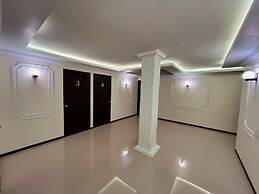Jovis Hotel