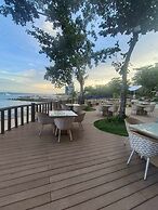 condominium rentals at Mactan Newtown