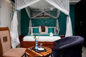 Lux Suites Elgon view Holiday House