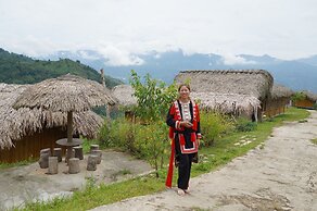 MONG NGUA BUNGALOW & HOMESTAY