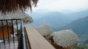 MONG NGUA BUNGALOW & HOMESTAY