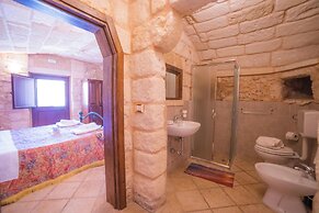 Masseria Relais Saraceno with pool
