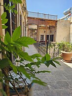 HANIMAĞA KONAĞI