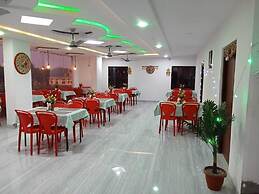Roy's Hotel