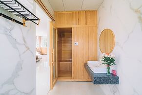 Quy Tai Premium Hotel